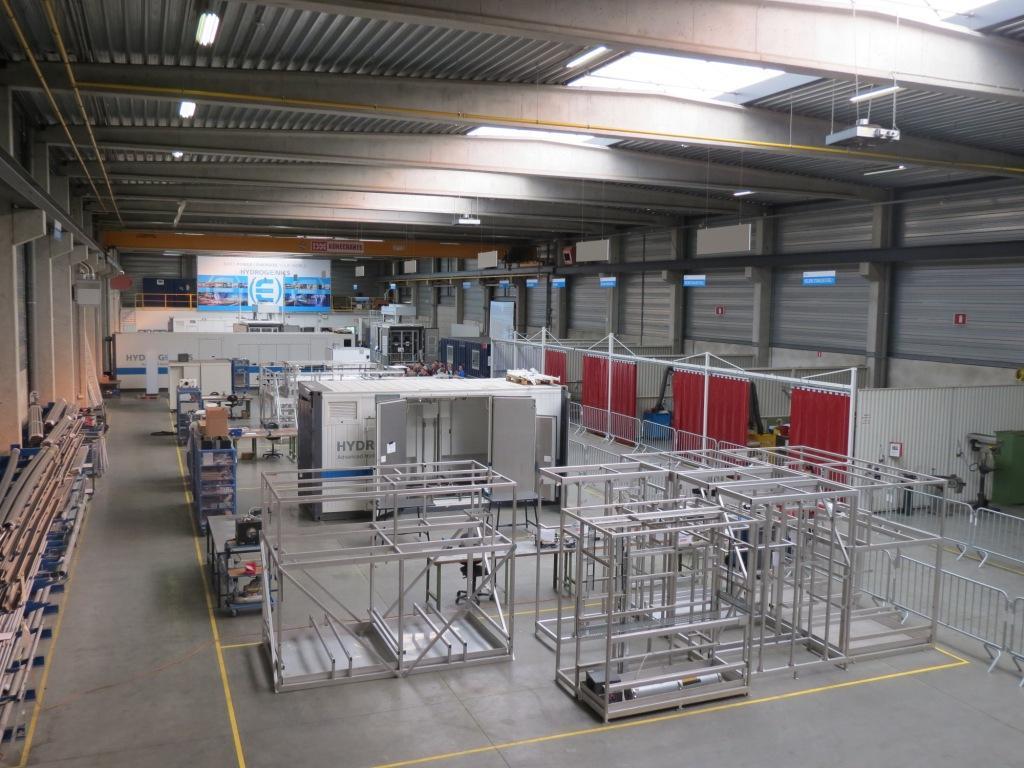 Production Hall Final Skid & Container Integration
