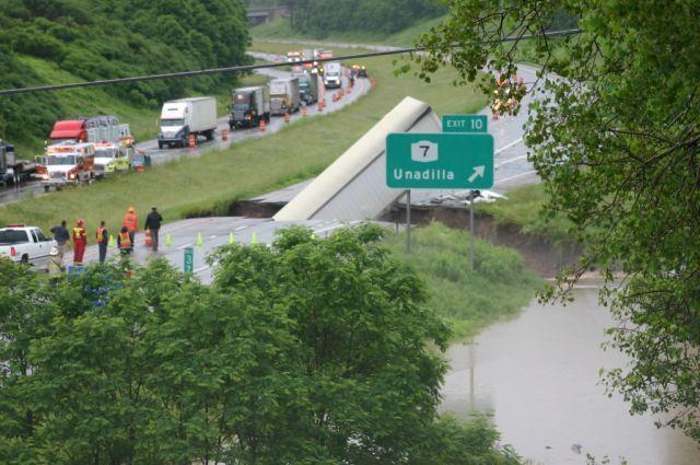Collapse of New York State Thruway (I-88) due to culvert