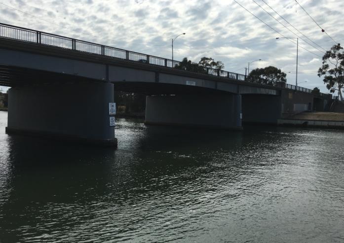 Project Overview The new SUP Bridge was constructed over the Maribyrnong River to improve the amenity for cyclists It replaces the existing SUP on the adjacent Shepherd s Bridge Existing SUP on the