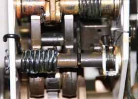 4% Mechanical fault caused by grease aging Dielectric failure