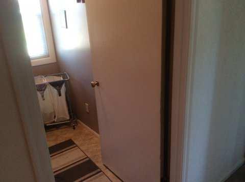 The north east bedroom closet is missing door knobs.