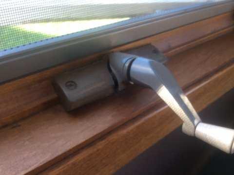 The cranked face plate makes the window difficult to close.