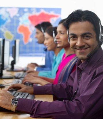 Page 6 C O N T A C T U S F O R A S S I S T A N C E Telephone: When calling from a CSC India office, use the following dialing shortcuts: Dialing Shortcut Telephone Network CSC Location 9*8 VoIP