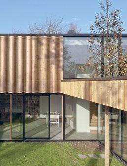 Wood/aluminum bonded with Sikasil WT-40 bottom right: Single-family home in Swabian Alps,
