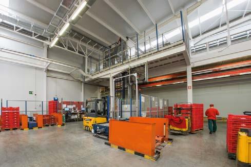 Refrigerated automated warehouse The automated warehouse is considered the heart of the plant: the goods flow continuously from the farm fields and pass through