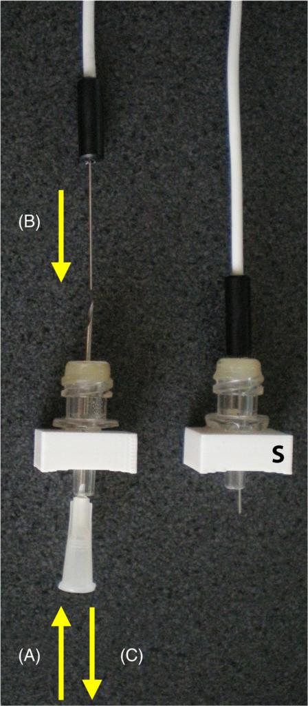 Dunster Intensive Care Medicine Experimental (2015) 3:10 Figure 2 Needle passed through the male luer fitting and out through the centre of the injection site bung.