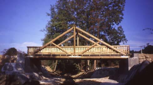 Traffic bridges in wood are not frequent, although interesting solutions can be developed, especially for bridges limited to car traffic.