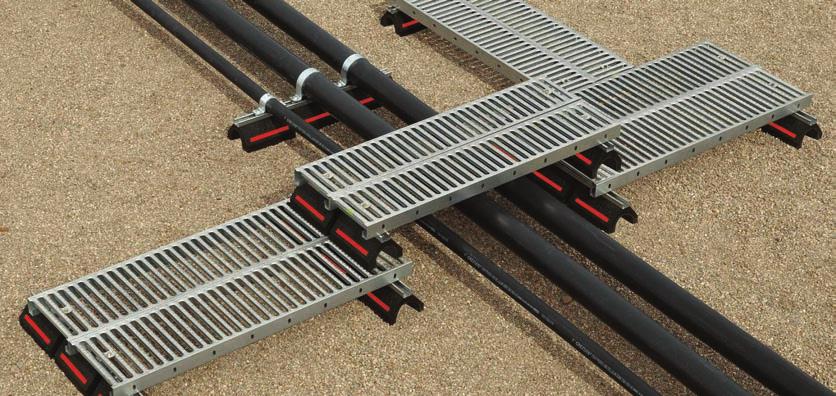 ROOFTOP SUPPORTS IN WALKWAY APPLICATIONS Safety Grating is available with slip resistant