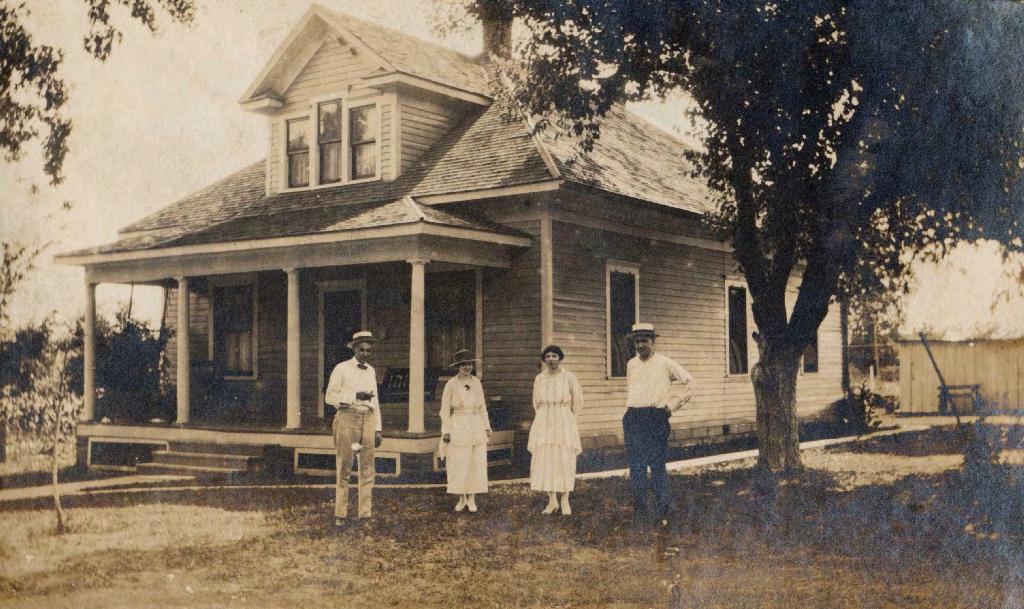 EARLY 1900 S DEEP PORCHES