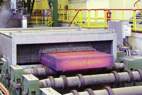 Steel Works (MMK), Russia, a new continuous slab caster supplied by SMS Siemag was successfully commissioned in December 2009.