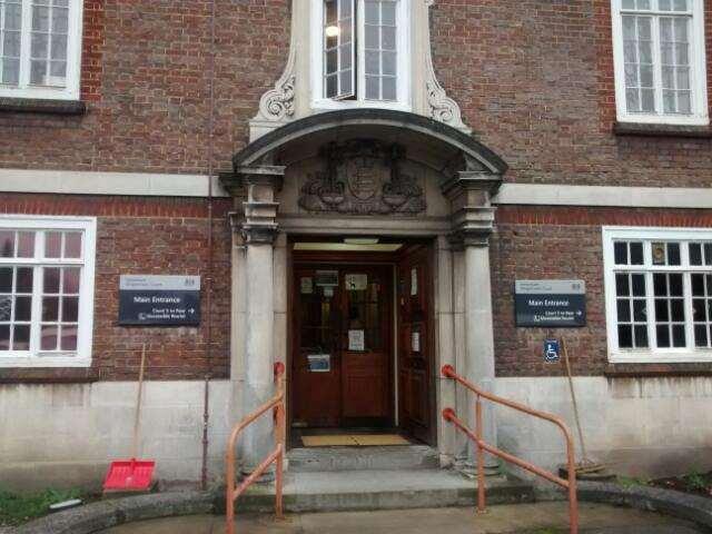 Enfield Magistrates Court Re-inspection Survey Asbestos Report November 2015 Project No: S-207776 Address of Site: The Court House, 71 Lordship Lane, Tottenham, Greater London, E11 1QW Authorised by: