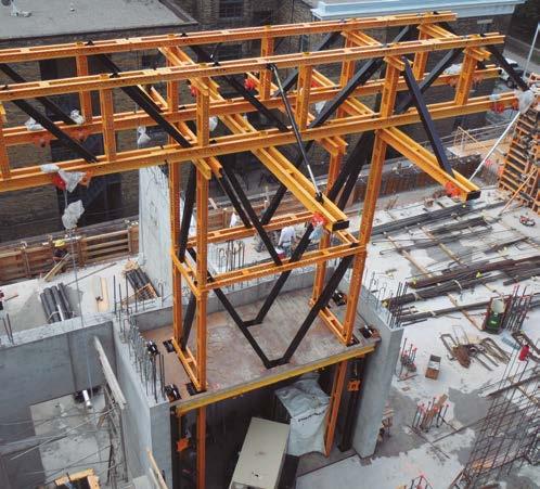 SELF-CLIMBING SYSTEMS ATR-P SELF-CLIMBING PLATFORM Allows for the installation of boom pump support structures. Platforms used in large spaces when required for reasons of size, loads, or shape.
