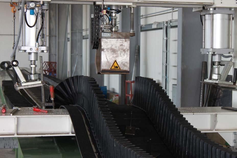 #3 The quality and lifespan of a corrugated sidewall belt depend on the stability of the connection between the components and