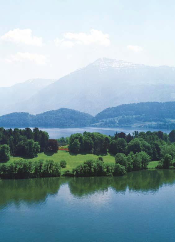 Zug is beautiful. Zug may be small in size, but it offers a wealth of natural beauty.