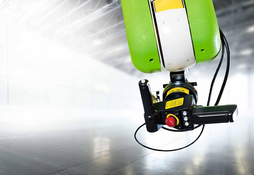 The CR-35iA is easy to guide FANUC Hand Guidance FOR EASY PROGRAMMING AND HANDLING FANUC Hand Guidance allows you to teach your collaborative robot