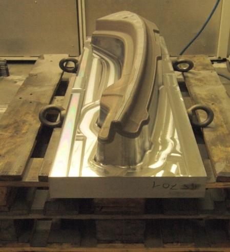 metal: Iron basis alloy hardness: 56 + HRC layer