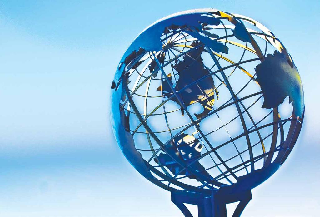 GLOBALIZATION IN MANUFACTURING INDUSTRIES ISSUE 2 GLOBALIZING THE MANUFACTURING FOOTPRINT Globalization of the manufacturing footprint has been an imperative for manufacturing firms for a long time.
