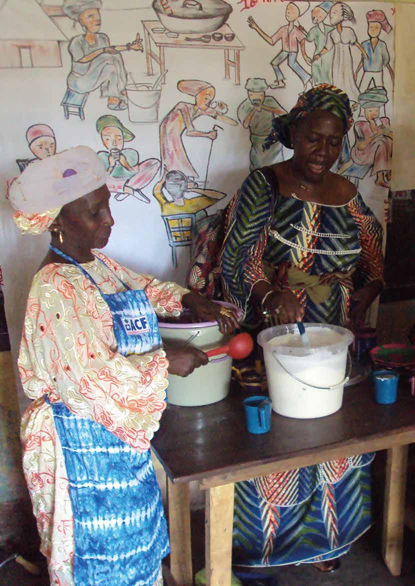 In response to high acute malnutrition rate, ACF Spain with PRIDE and KDF partners have set up a support program for women who produce and sell nutritious foods (also called Porridge Mums ) in urban
