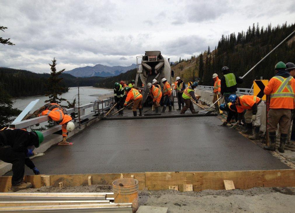 Meeting the Client s Needs PLACING CONCRETE OVERLAY Alberta Transportation had two project goals to temporarily extend the life of the Athabasca River Bridge by ten years in a short timeframe, and to