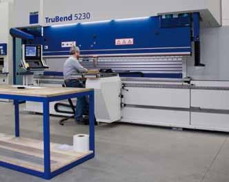 Our edge-bending presses have working ranges of up to 4,000 mm bending length and pressing forces of up to 5,000 kn. This department also includes other CNC-controlled precision machines.