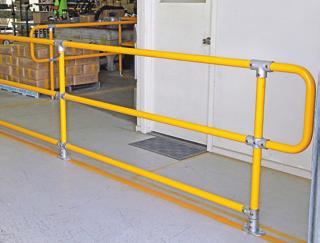 Configuration - Type SS30 Safestop Safestop pedestrian and industrial barriers deliver a versatile people and equipment protection system in