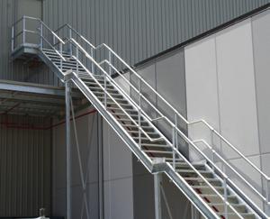 Configuration - Type TR25 Tuffrail INDUSTRIAL GUARDRAILS Beyond the broad applications of Tuffrail within public areas, additional benefits are identified in the areas of a building not readily seen