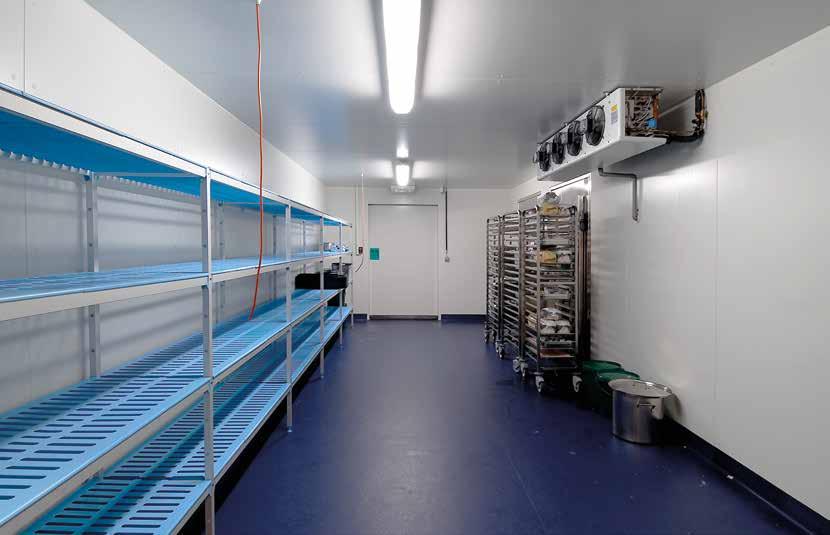 8 ISO-RANGE Product description The ISO Range is a modular cold room solution created for coldstore facilities, and adapted to sectors requiring the stockage of perishable goods.