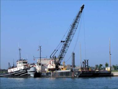 Great Lakes Floating Plants Strike Removal - Tug / Crane Barge: Demolen / Veler