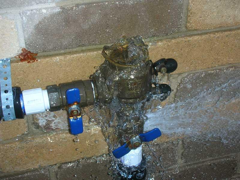 Backflow Test Form Pre-printed test forms are provided to the customer with the Annual Notification letter, with the hand delivered a 30 day letter, and when they are hand delivered a 7 day door