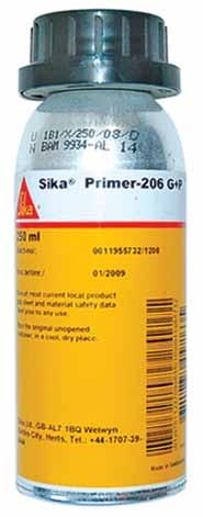 Primers must always be allowed to dry thoroughly before applying the Sikaflex. They must be re-applied if left too long.