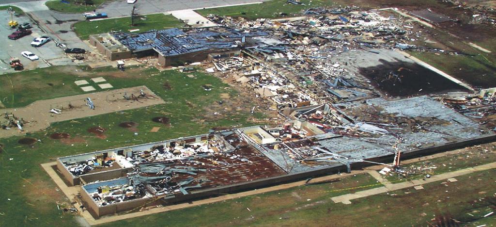 Kelly Elementary School Moore, Oklahoma Chapter 3: Case Studies Building population: 490, including staff Tornado direction: Damage intensity: Time: Date:
