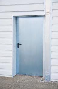 Doors and gates Doors and gates There are practically no limitations when