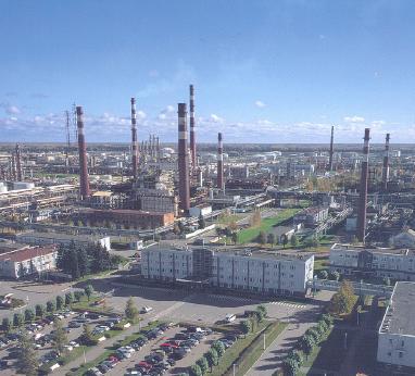 Bailey and Foxboro HMI Migration Success Kirishi Refinery - Russia Improved decision making with better and faster access to process information Simplified work through one common