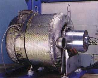 Picture of a microturbine: The picture shows a microturbine type FP-CS-30 with a heat output of about 69 kw.