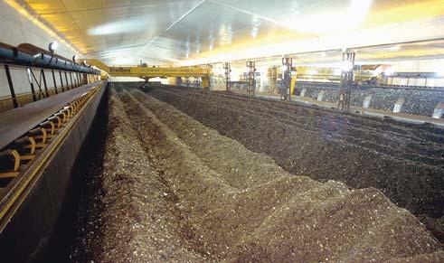 New York City MSW Composting Report First-Phase, Post-Drum Composting First-phase composting in the proposed pilot facility would resemble the air floor at the Edmonton facility: a fully automated,