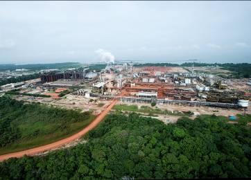 9 million tonnes Possible expansion to 15 million tonnes 91% ownership World s largest alumina refinery 2010
