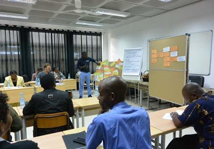 Results 57 Figure 16: Participants brainstorming in working group (left) and presentation of results in