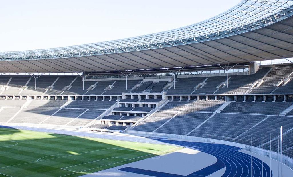 beverages** Attentive service personnel BUSINESS SEAT GRANDSTAND EUR 385 excl. VAT BUSINESS SEAT STAND EUR 365 excl. VAT * Seating upon receipt and availability depending on booked category.