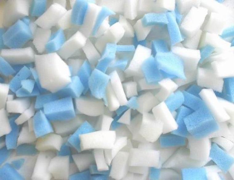 Raw materials 1) Flexible PU foam residues Clean shredded residues from slabstock production (industrial waste): The residues must be free from contaminations of other polymers, paper or metals.