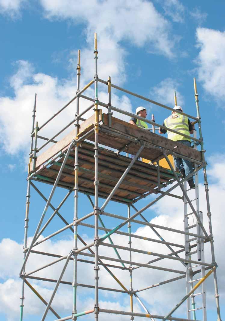 CUPLOK TOWERS Square or rectangular access towers can be erected with standard CUPLOK components using standard jacks and base plates or bespoke CUPLOK castor wheels for full mobility.