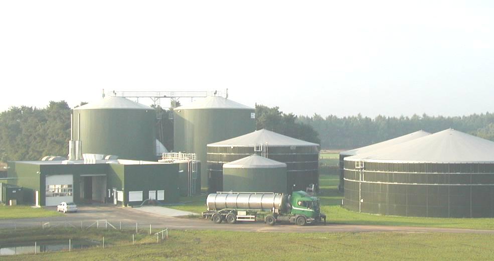 Biogas Plant Werlte, Germany 2002 Digesters Pasteurisation tanks Reception hall