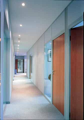 OPALE, Incorporation of doors Opale partition systems can accommodate 3 types of