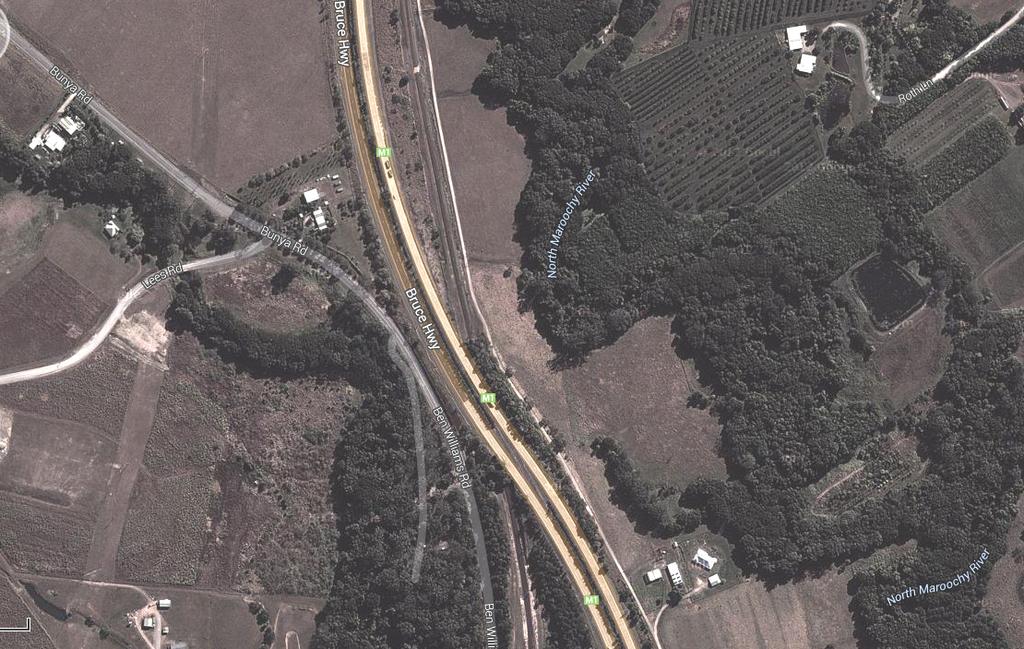 Figure 3 - Location of distressed embankments on Bruce Highway, Yandina 3 Background and Literature Review 3.