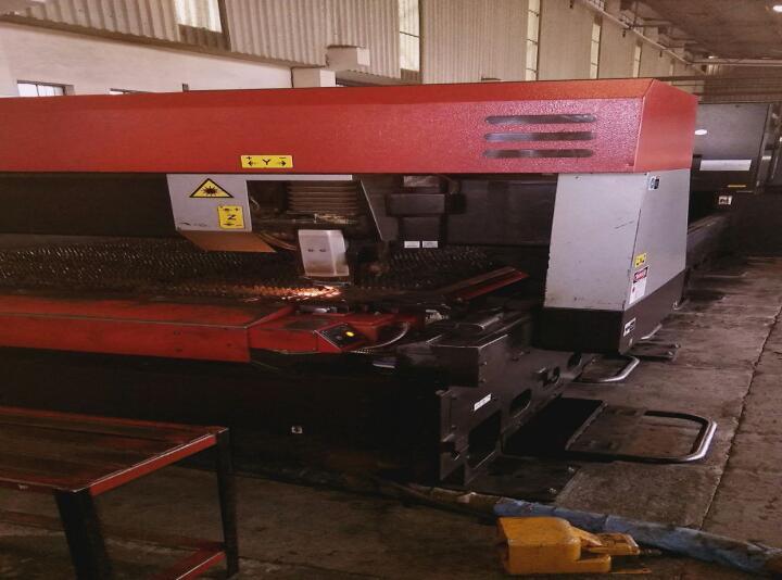 The size of the work piece is 200 mm x 150 mm and 20 mm x 20 mm slot were cut down from the plate of 5 mm thickness for surface roughness measurement and a central linear cut of 10mm was cut down on