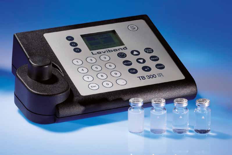 with infrared light source Highlights Meets EN ISO 7027 Automatic overall range adjustment with Standard-Set T-Cal Autoranging High accuracy Laboratory and mobile use RS 232 interface Storage for up