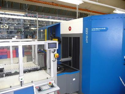 5 L/1000) µm 900 200 150 In the shop floor machining area Measuring