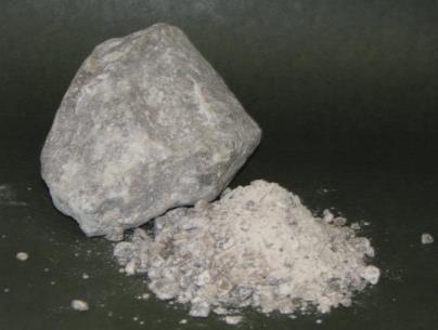 sodium-rich mineral found in the United States,