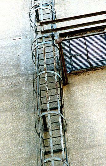 Fixed Ladders Permanently attached to a structure, building or equipment Cages or wells required if longer than 20 ft. to a maximum unbroken length of 30 ft.