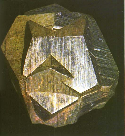 Striated cubes Pyrite