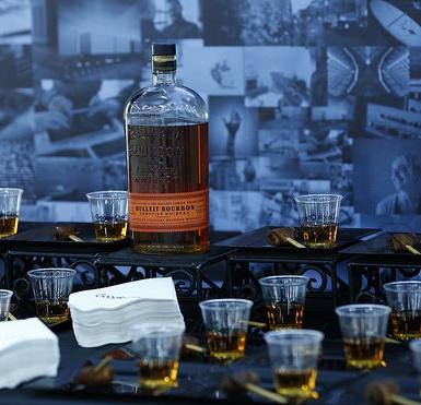 LAS VEGAS OPPORTUNITIES Experience-Based Opportunities SCOTCH TASTING Partner Theater Special Session This special Partner Theater experience will feature a Scotch tasting, paired with food
